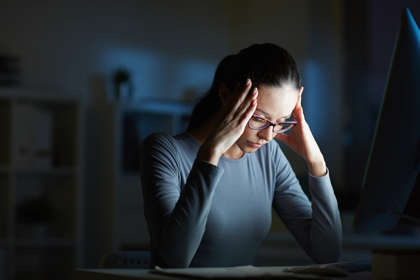 Essential Oils for Anxiety: An Exploration of Benefits and Usage